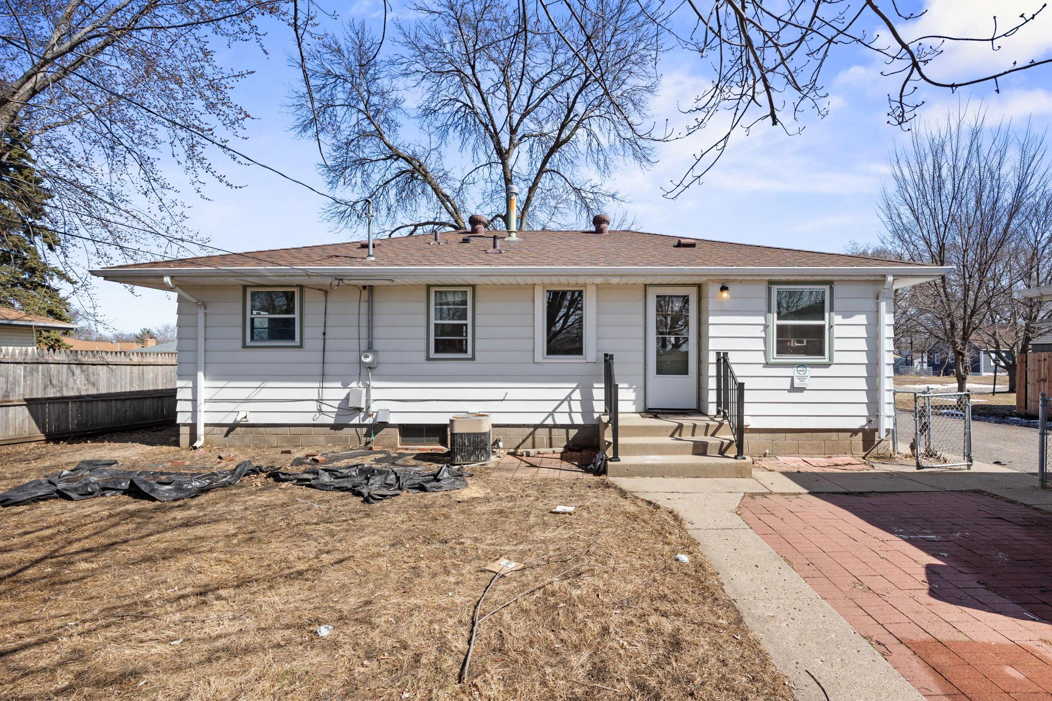 5333 James Avenue North Brooklyn Center, MN 55430 - Photo 19 of 21