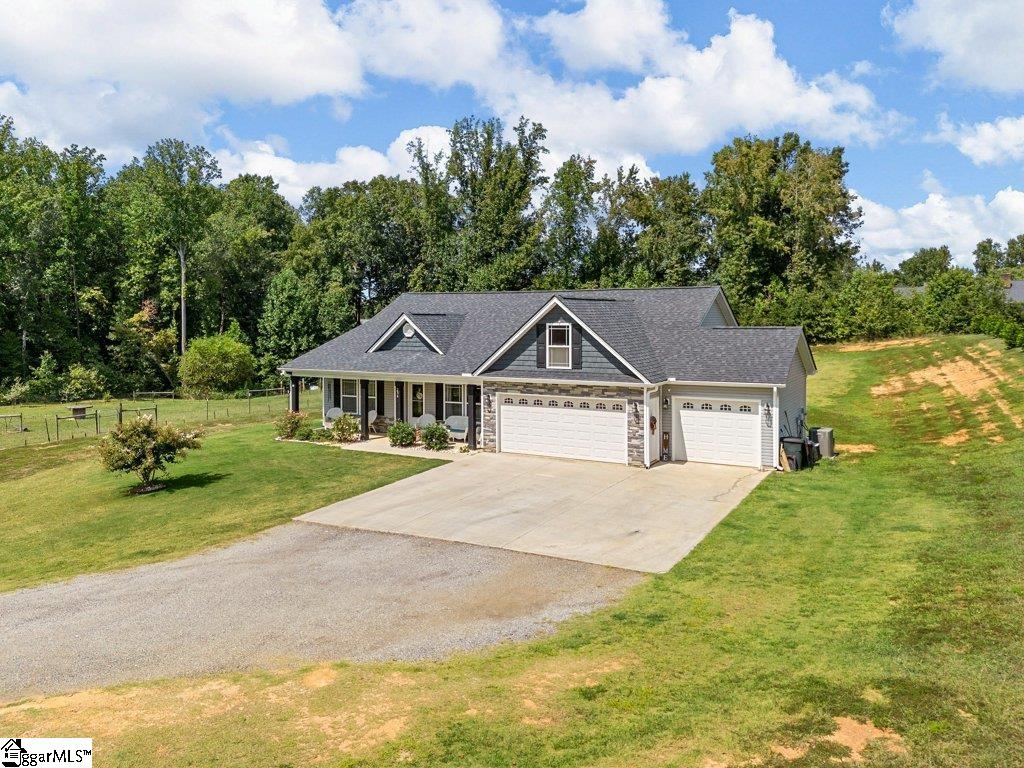 236 State Rd S-42-1849 Chesnee, SC 29323 - Photo 4 of 36