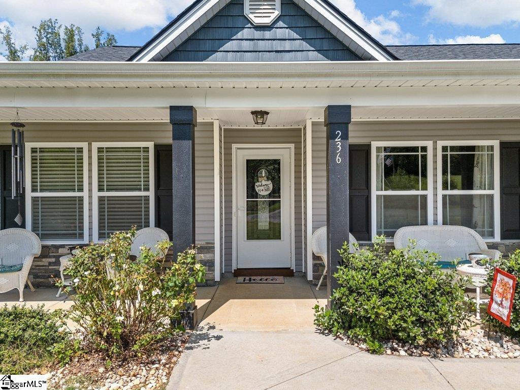 236 State Rd S-42-1849 Chesnee, SC 29323 - Photo 5 of 36