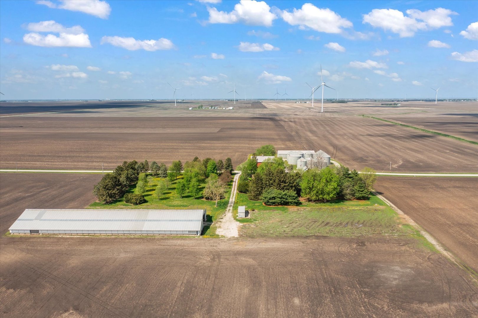 2501 North 4100 East Road Bellflower, IL 61724 - Photo 37 of 51 Gallery Image 37