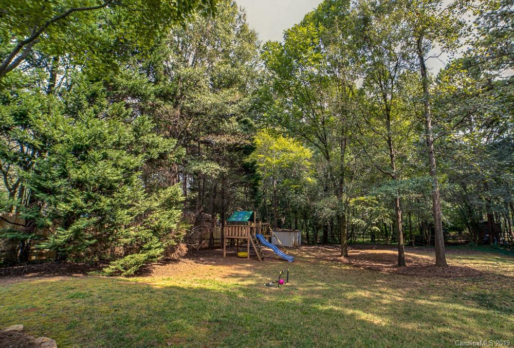 1313 Rock Point Road Charlotte, NC 28270 - Photo 42 of 45 Gallery Image 42