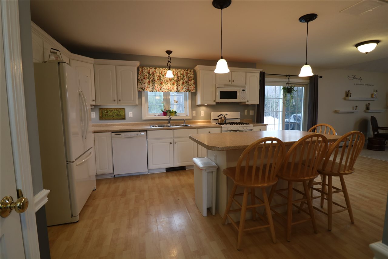 56 Monadnock View Road Rindge, NH 03461 - Photo 5 of 40