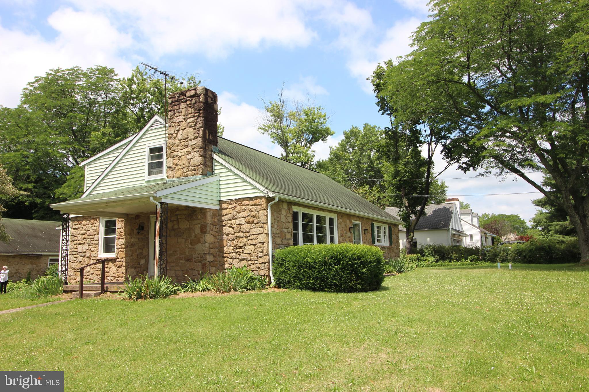 718 Godshall Road Telford, PA 18969 - Photo 3 of 47 Gallery Image 3