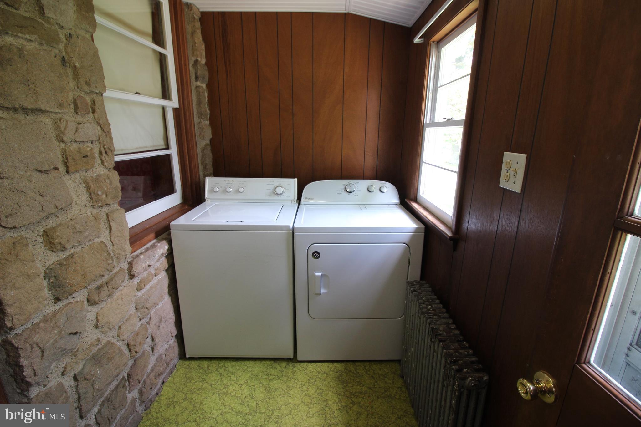 718 Godshall Road Telford, PA 18969 - Photo 10 of 47 Gallery Image 10