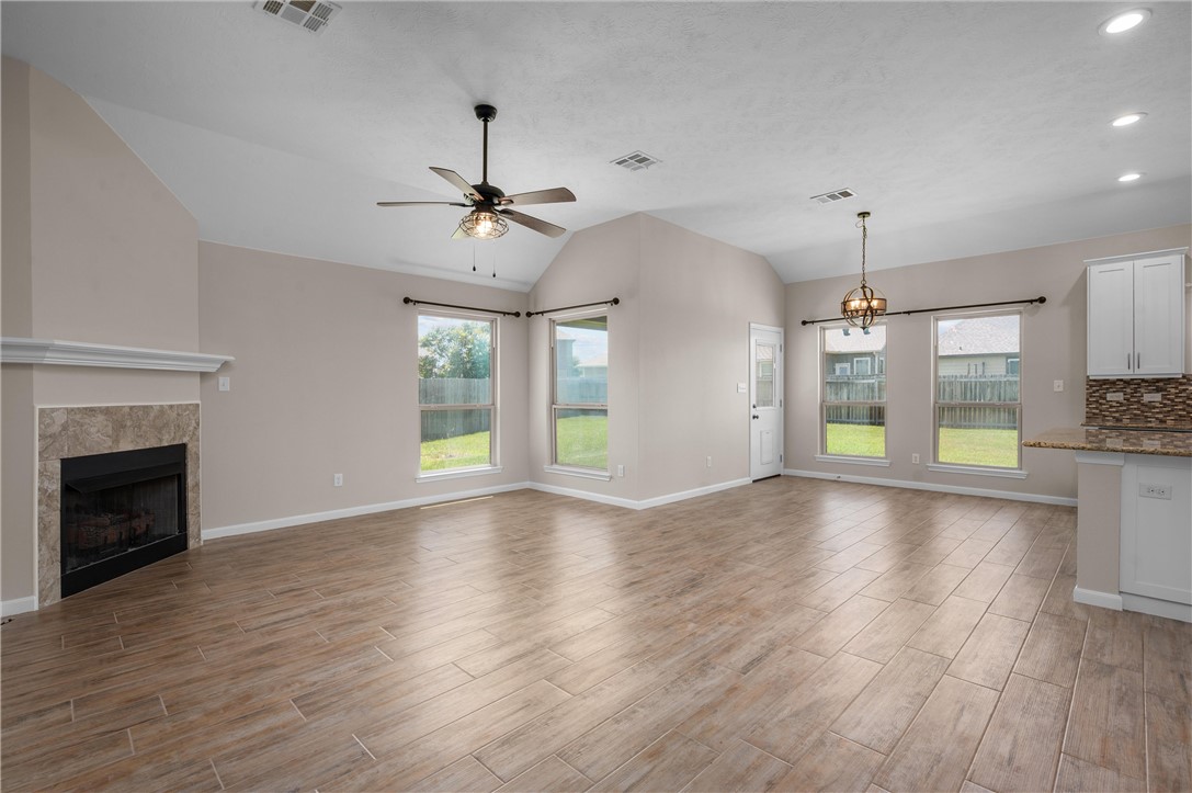 3075 Positano Loop Bryan, TX 77808 - Photo 7 of 20