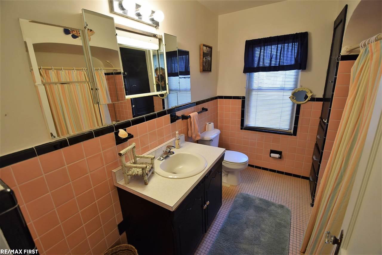 3915 Pointe Tremble Road Algonac, MI 48001 - Photo 30 of 39 31345808-29.JPG