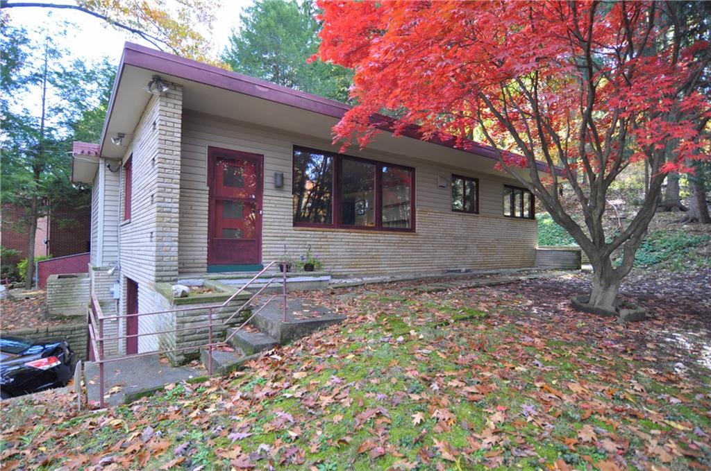 112 Kentzel Road Pittsburgh, PA 15237 - Photo 2 of 17