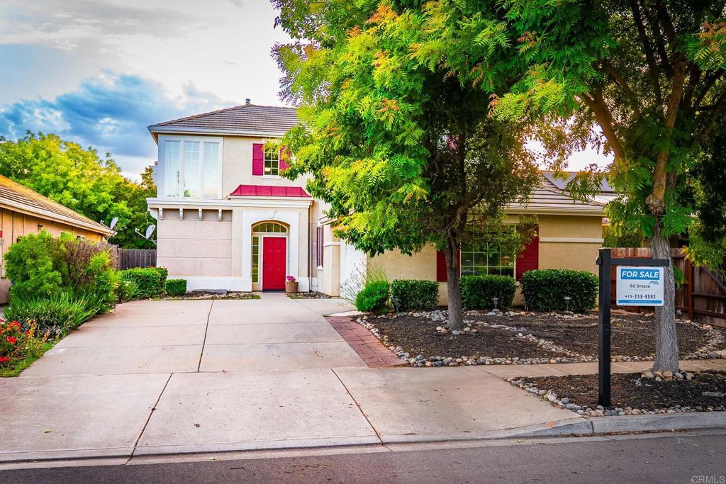 3005 Litt Road Modesto, CA 95355 - Photo 6 of 53 a front view of a house with a yard
