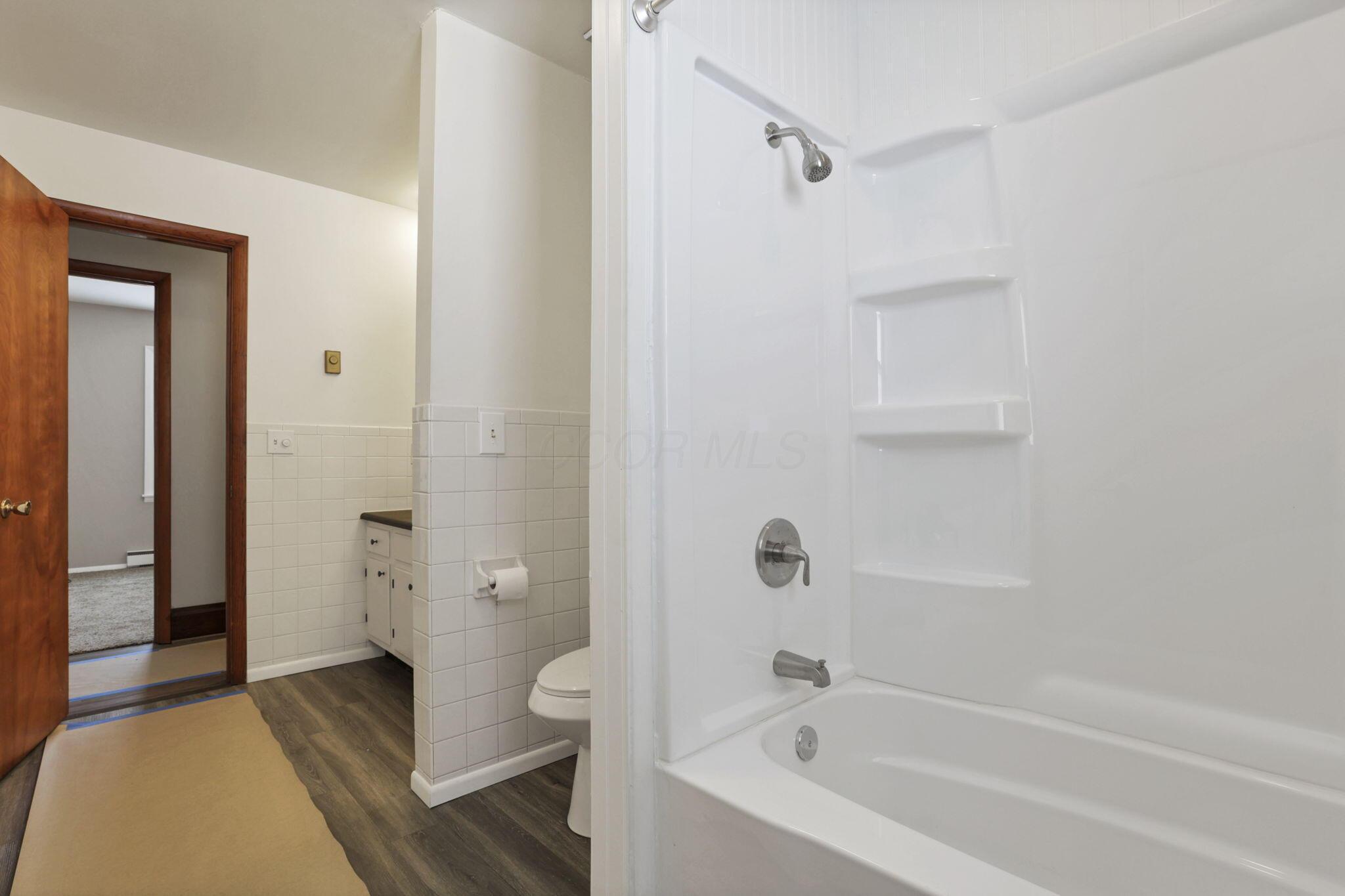 7974 Braun Road Groveport, OH 43125 - Photo 27 of 29 Bathroom