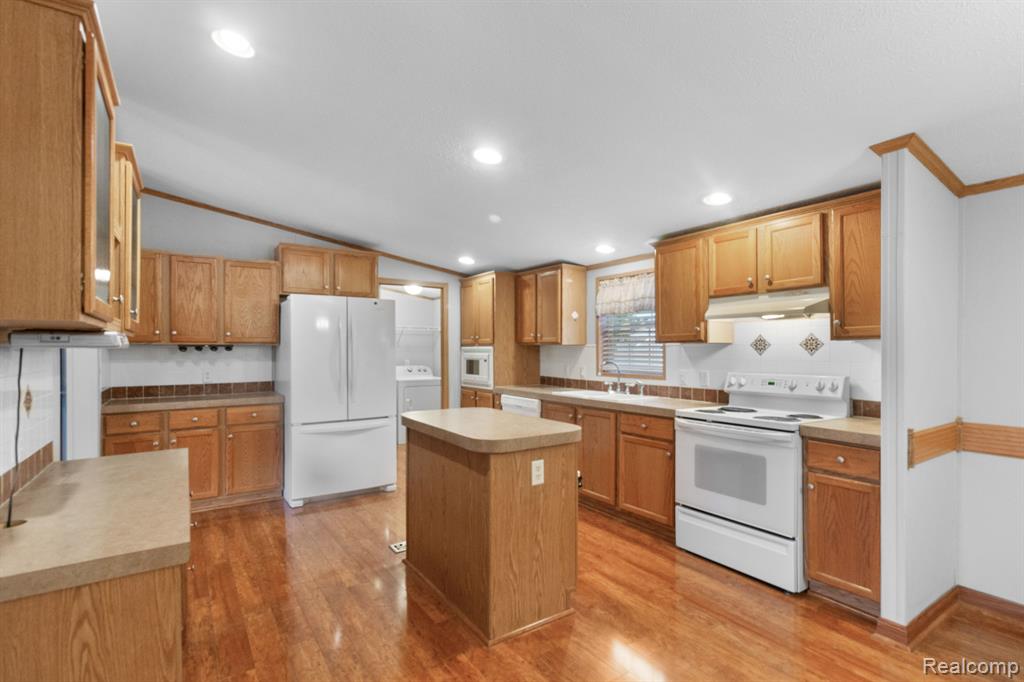 3936 Rivers Point Monroe, MI 48161 - Photo 6 of 25 Gallery Image 6