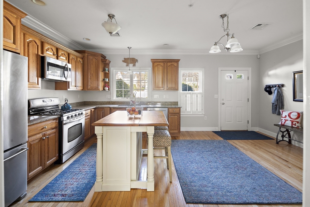 168 Providence Road, Unit 168 Grafton, MA 01519 - Photo 6 of 32 Gallery Image 6