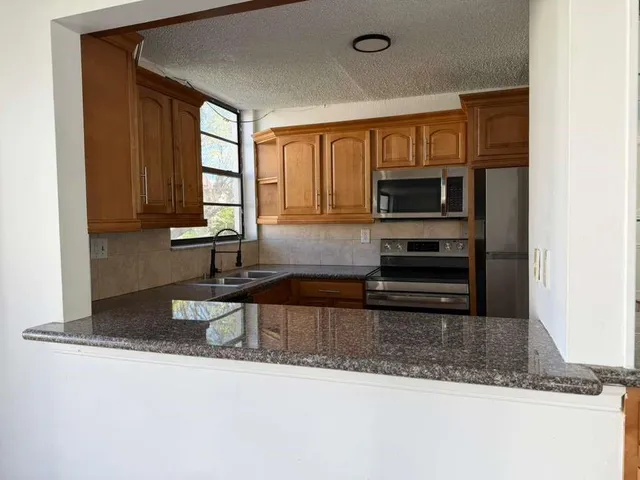 $139,999 | 1754 Northwest 55th Avenue, Unit 204, Lauderhill, FL 33313