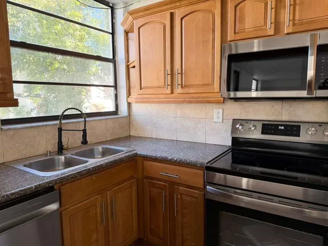 $139,999 | 1754 Northwest 55th Avenue, Unit 204, Lauderhill, FL 33313