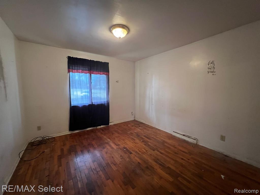 3211 South Center Road Burton, MI 48519 - Photo 14 of 30
