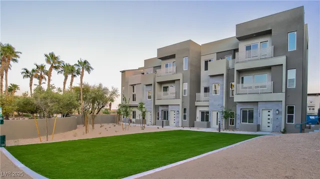 $578,989 | 1164 Prospering Creek Street, Las Vegas, NV 89135