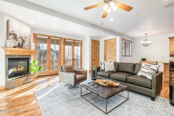$1,135,000 | 3033 Canyon Link Drive, Park City, UT 84098