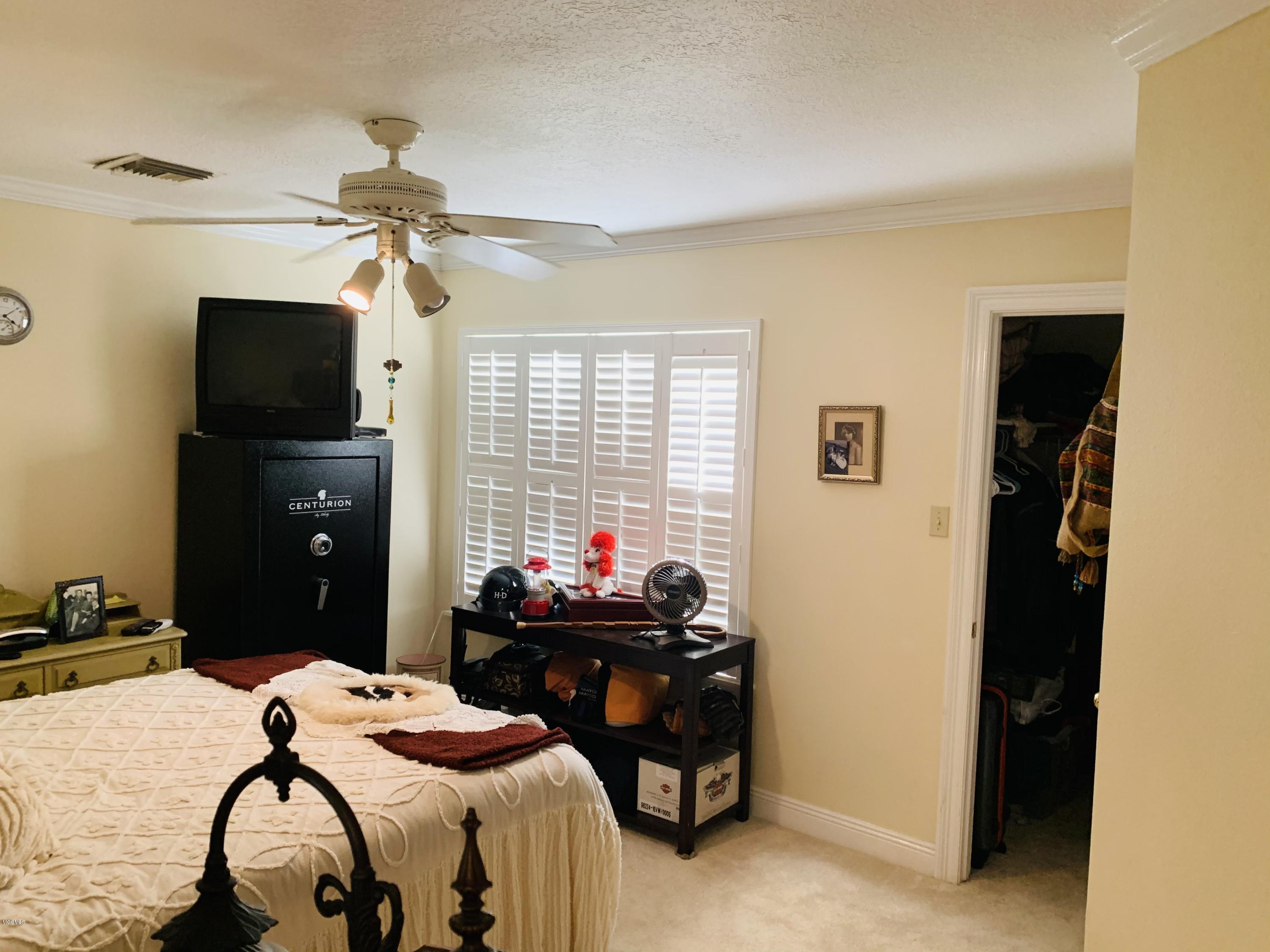 8909 Ferry Point Road Gautier, MS 39553 - Photo 13 of 16 B49B8D4B-B511-4498-B1A3-7A79B5437637