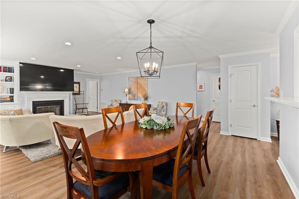 204 Hamilton Court Bermuda Run, NC 27006 - Photo 11 of 33