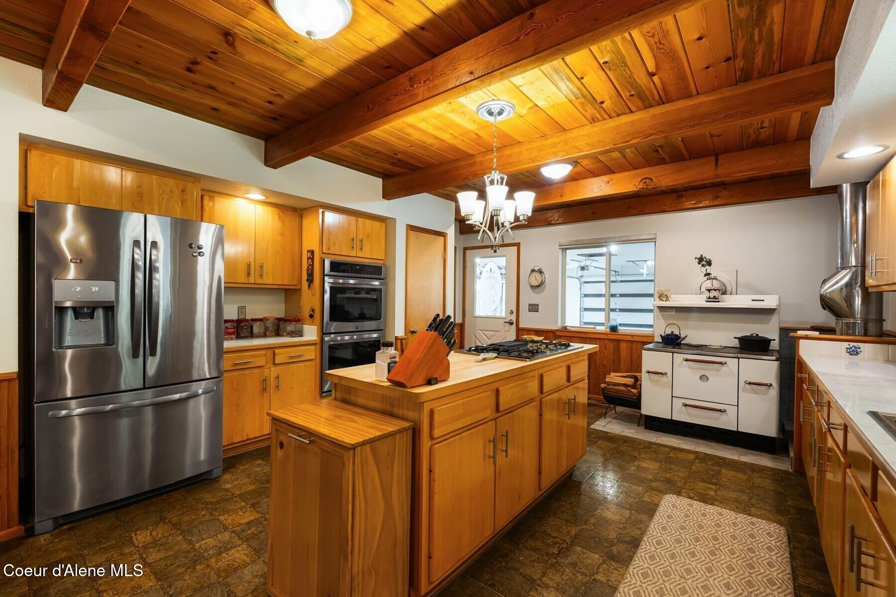 4456 West Side Road Bonners Ferry, ID 83805 - Photo 23 of 77 Kitchen