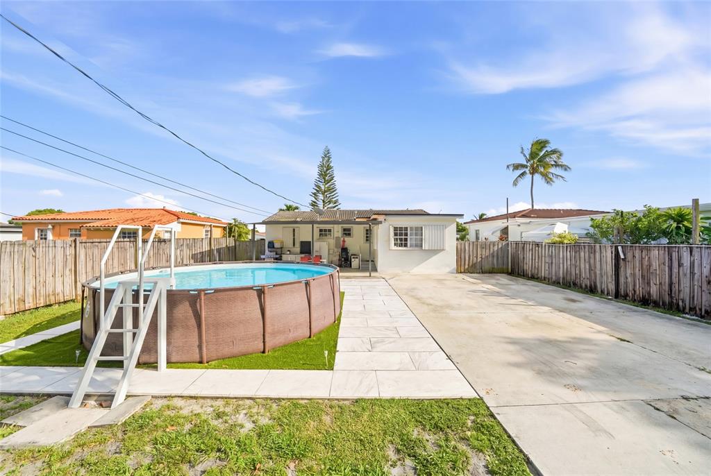 465 East 38th Street Hialeah, FL 33013 - Photo 29 of 40