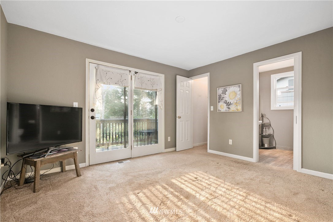 20511 14th Drive Southeast Bothell, WA 98012 - Photo 17 of 35 Gallery Image 17