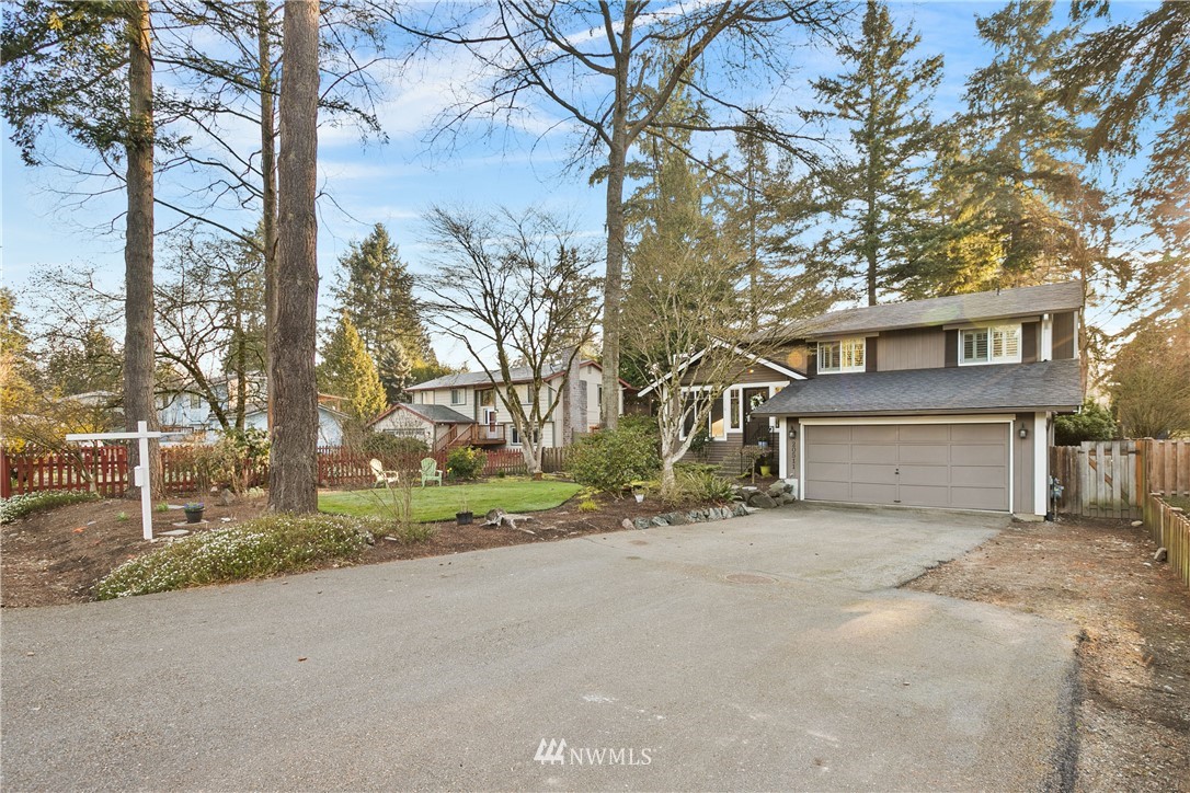 20511 14th Drive Southeast Bothell, WA 98012 - Photo 3 of 35 Gallery Image 3