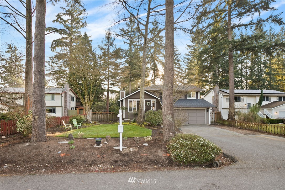 20511 14th Drive Southeast Bothell, WA 98012 - Photo 5 of 35 Gallery Image 5