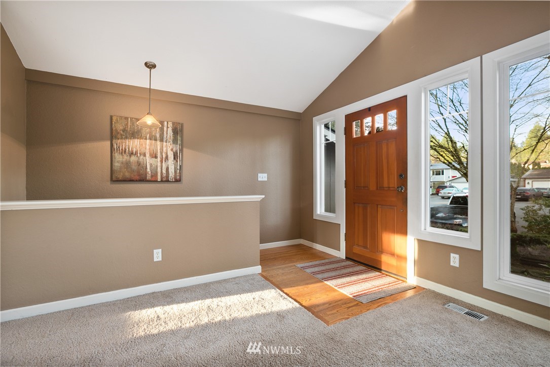 20511 14th Drive Southeast Bothell, WA 98012 - Photo 6 of 35 Gallery Image 6