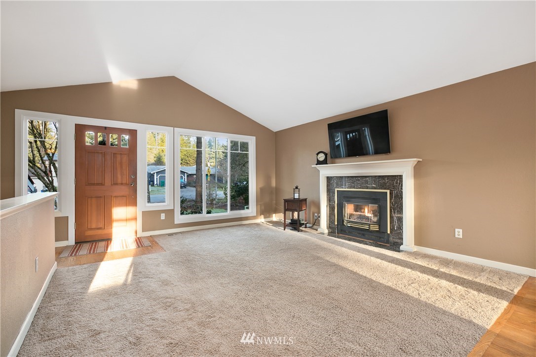 20511 14th Drive Southeast Bothell, WA 98012 - Photo 8 of 35 Gallery Image 8