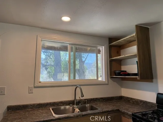 24 North 35 Road Paskenta, CA 96074 - Photo 36 of 41 Kitchen overlooking horse shoe pit