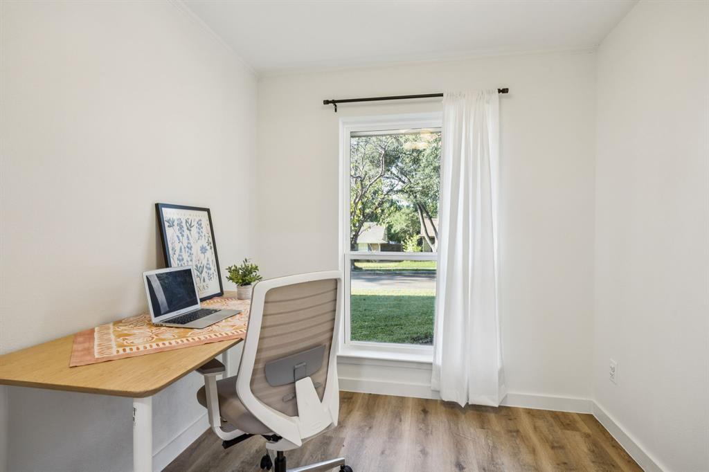 13430 Purple Sage Road Dallas, TX 75240 - Photo 12 of 26