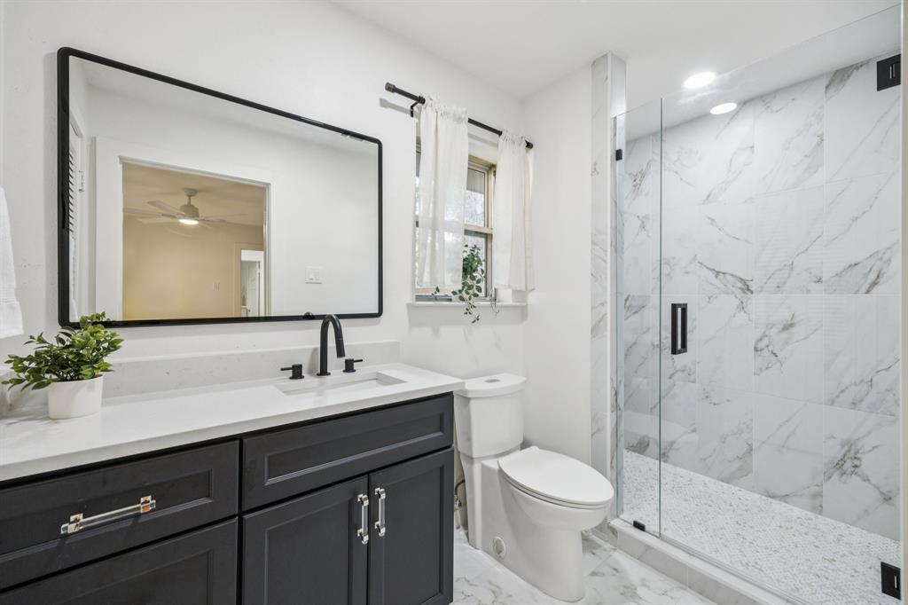 13430 Purple Sage Road Dallas, TX 75240 - Photo 17 of 26