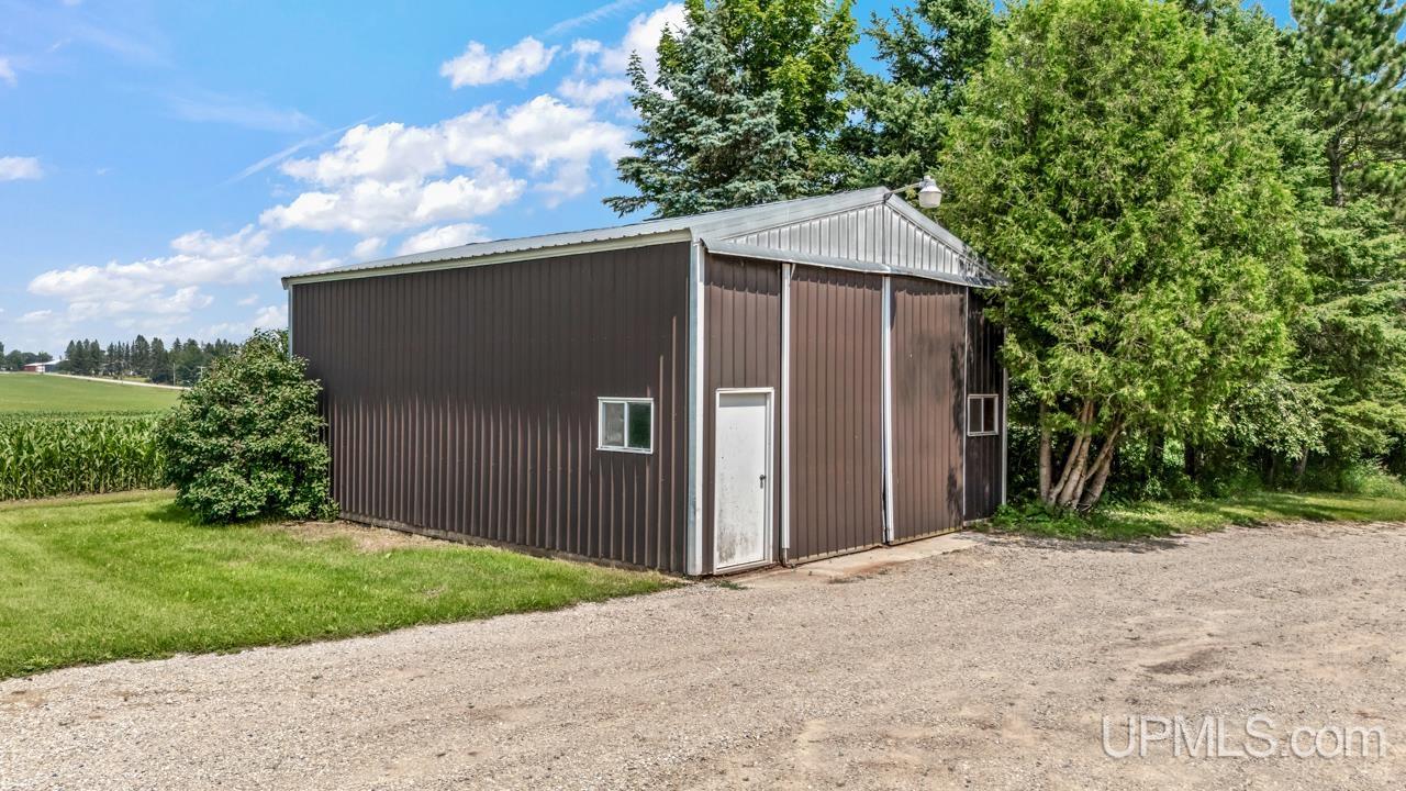 3143 D Road Bark River, MI 49807 - Photo 36 of 45