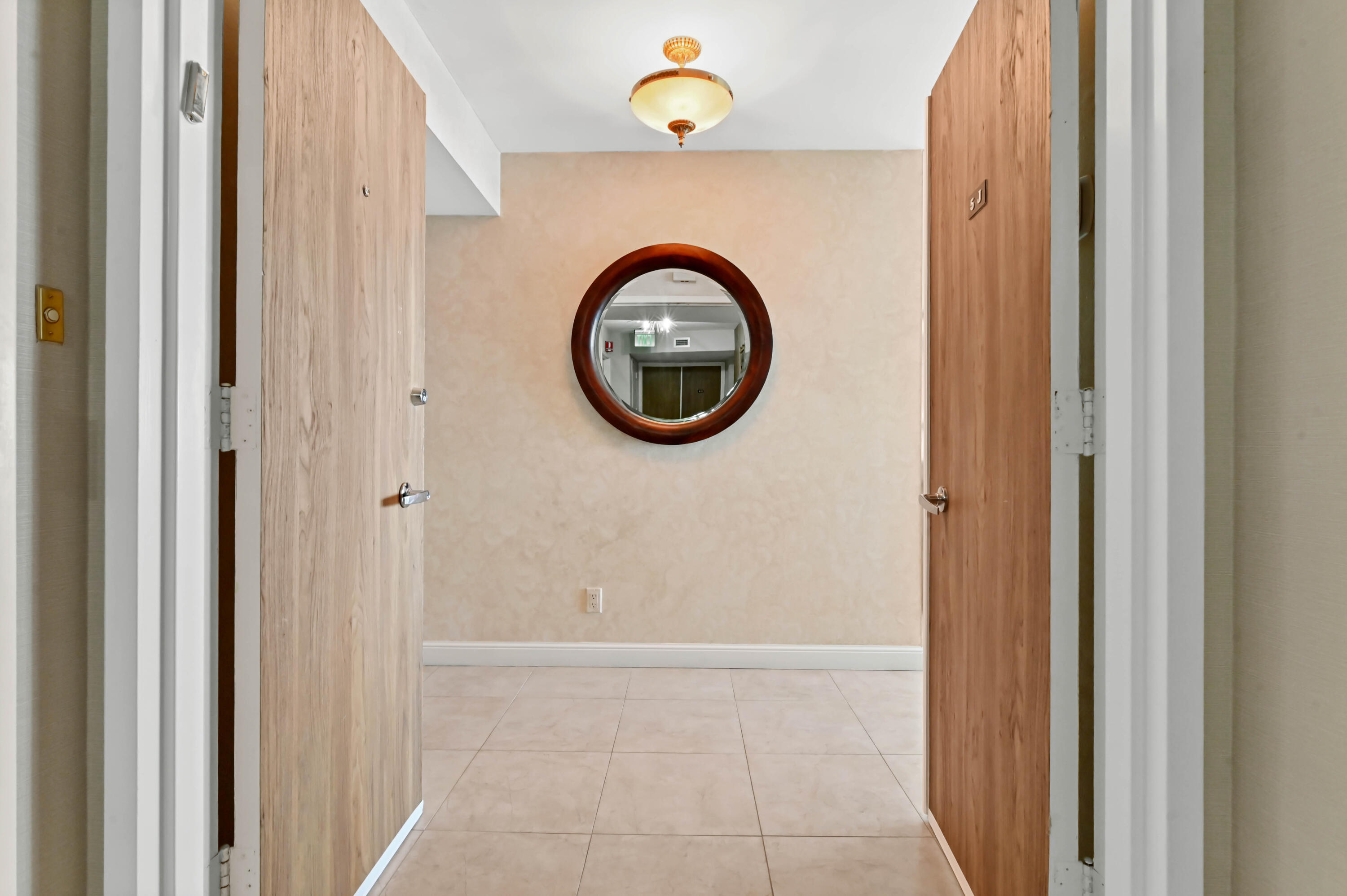 2800 South Ocean Boulevard, Unit 5J Boca Raton, FL 33432 - Photo 3 of 56 a picture of a door of a house