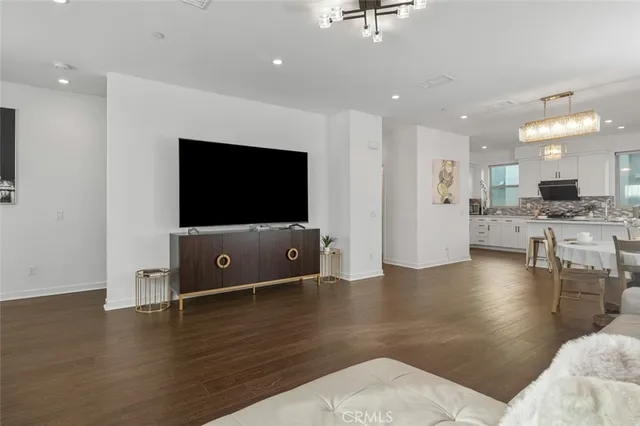 $1,380,000 | 158 Placemark, Irvine, CA 92614