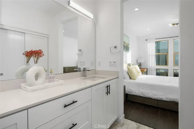 $1,380,000 | 158 Placemark, Irvine, CA 92614