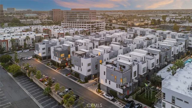 $1,380,000 | 158 Placemark, Irvine, CA 92614