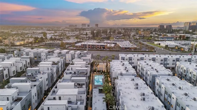 $1,380,000 | 158 Placemark, Irvine, CA 92614