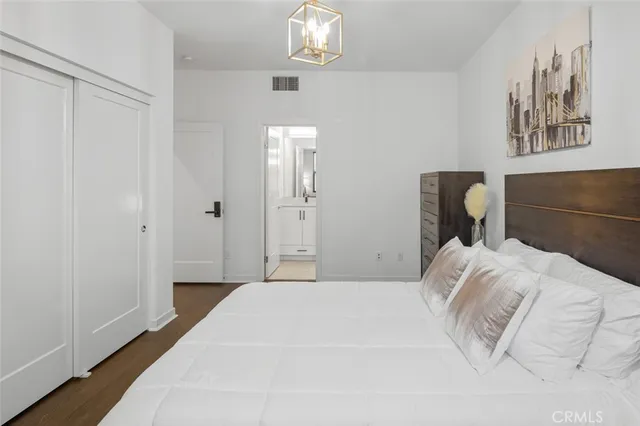 $1,380,000 | 158 Placemark, Irvine, CA 92614