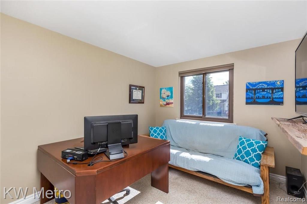 771 Kentucky Drive Rochester Hills, MI 48307 - Photo 11 of 22