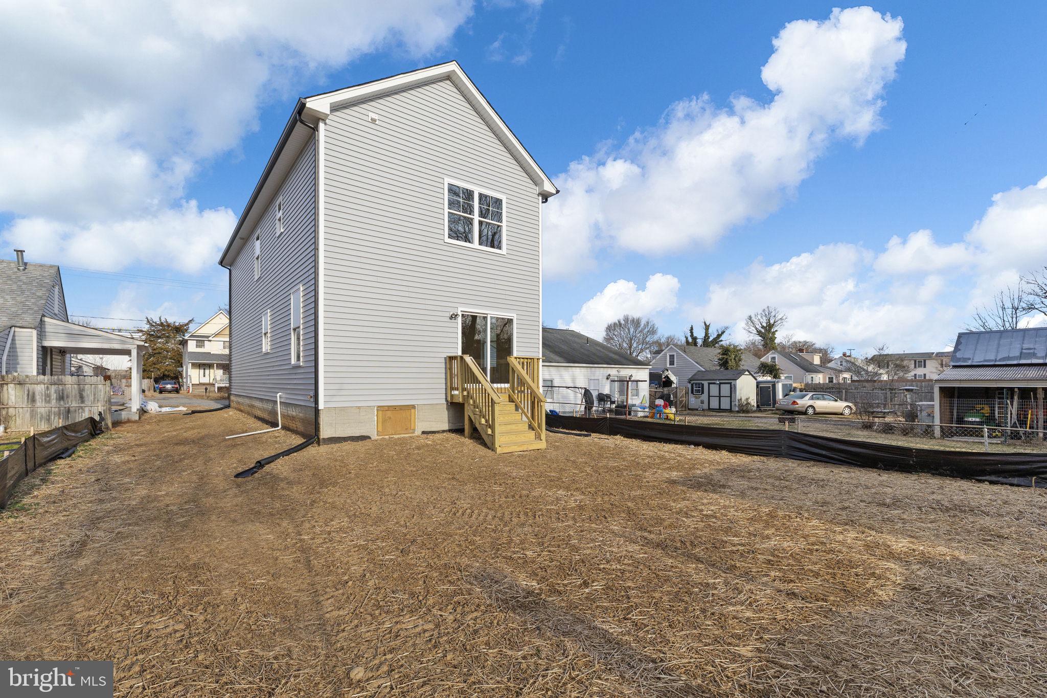 165 Bend Farm Road Fredericksburg, VA 22408 - Photo 43 of 49 a view of a house with roof yard