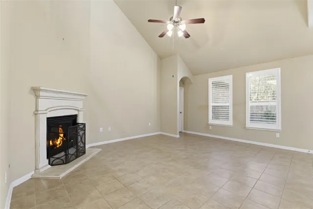 $2,695 | 114 Forest Elk Place, Montgomery, TX 77316