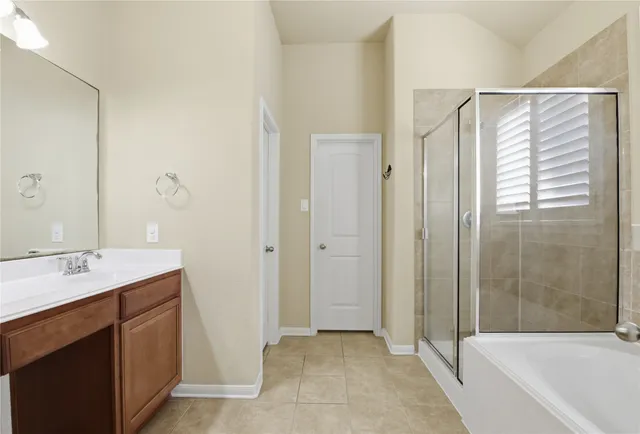 $2,695 | 114 Forest Elk Place, Montgomery, TX 77316