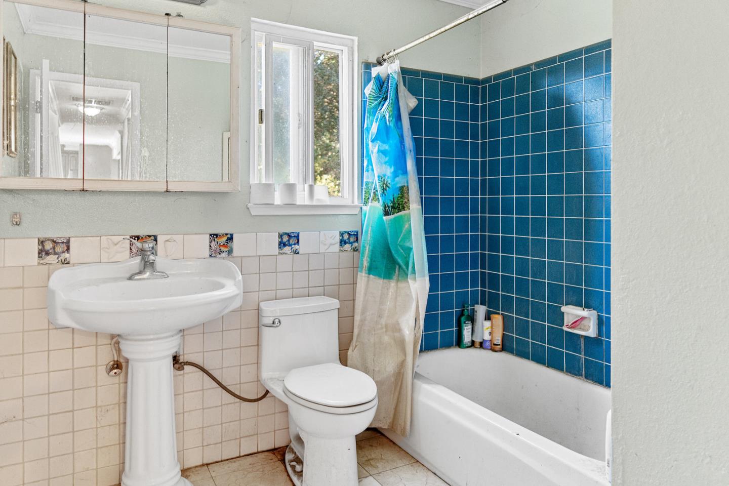 18540 Moro Road Salinas, CA 93907 - Photo 13 of 20 Gallery Image 13