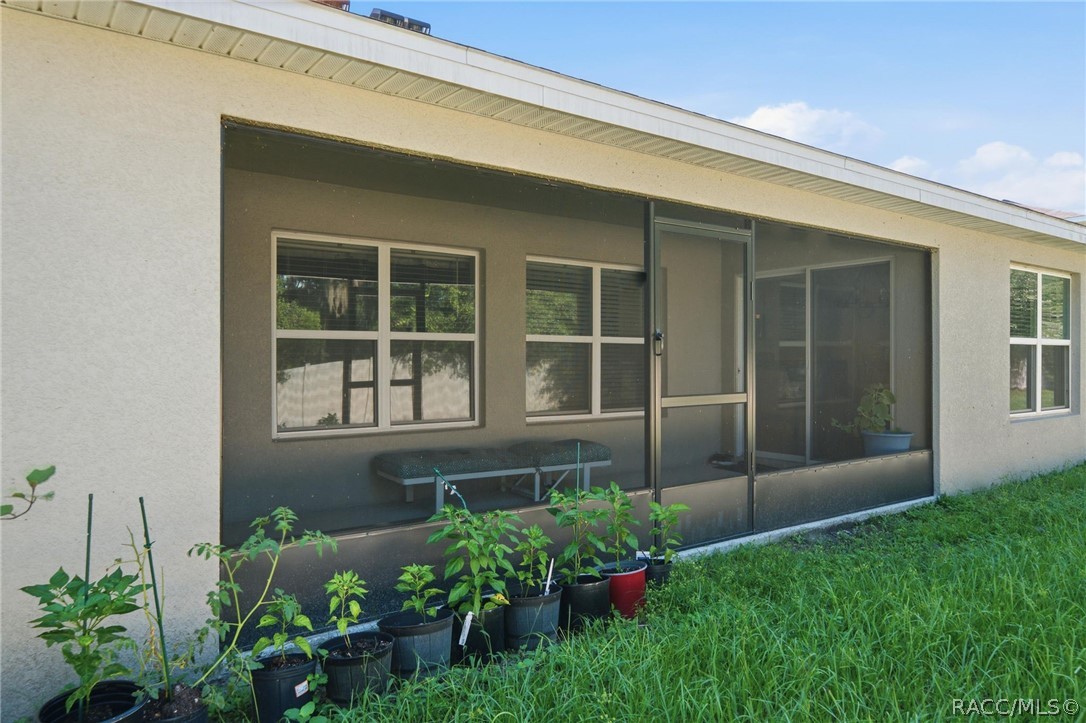 6421 Southeast 7th Street Road Ocala, FL 34472 - Photo 24 of 39 Gallery Image 24