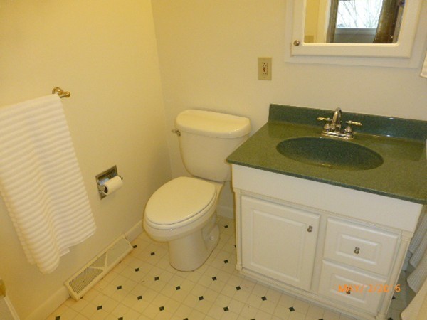 3 Hingham Road Worcester, MA 01606 - Photo 14 of 21 Gallery Image 14
