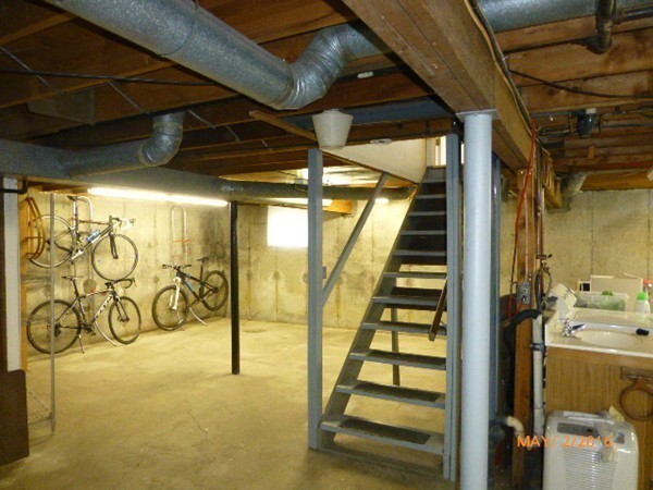 3 Hingham Road Worcester, MA 01606 - Photo 18 of 21 Gallery Image 18