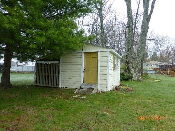 3 Hingham Road Worcester, MA 01606 - Photo 3 of 21 Gallery Image 3