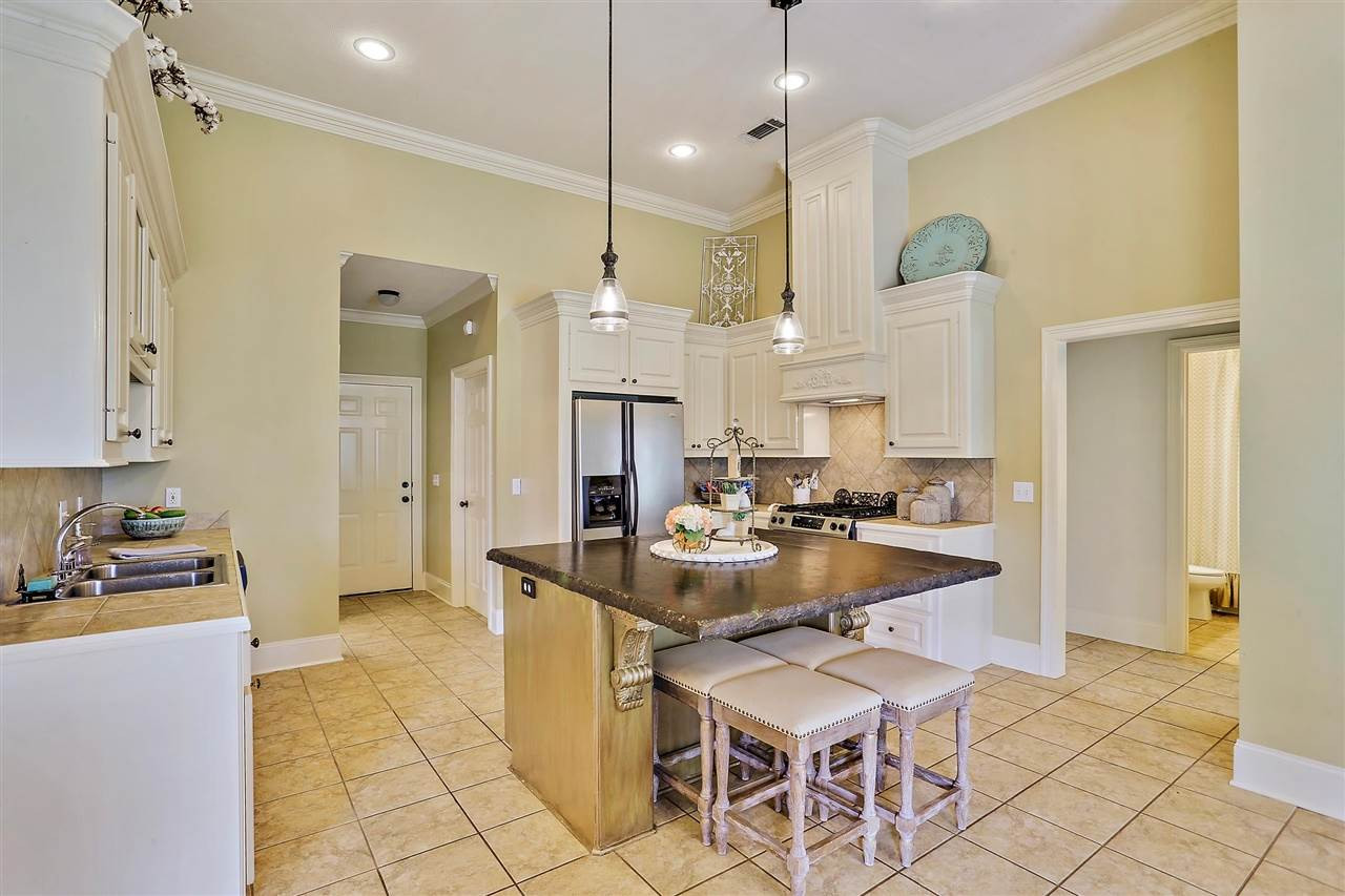 1902 East Ridge Circle Madison, MS 39110 - Photo 11 of 34 Photo 11