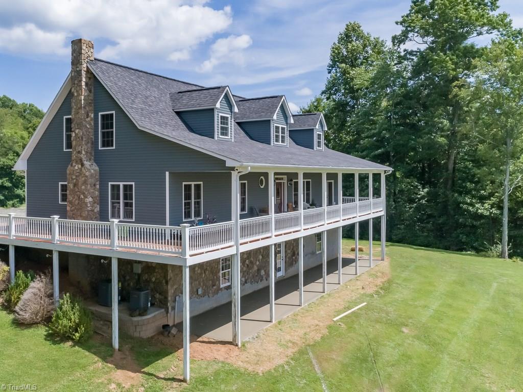 1188 Teaberry Road Warrensville, NC 28693 - Photo 5 of 30 Gallery Image 5